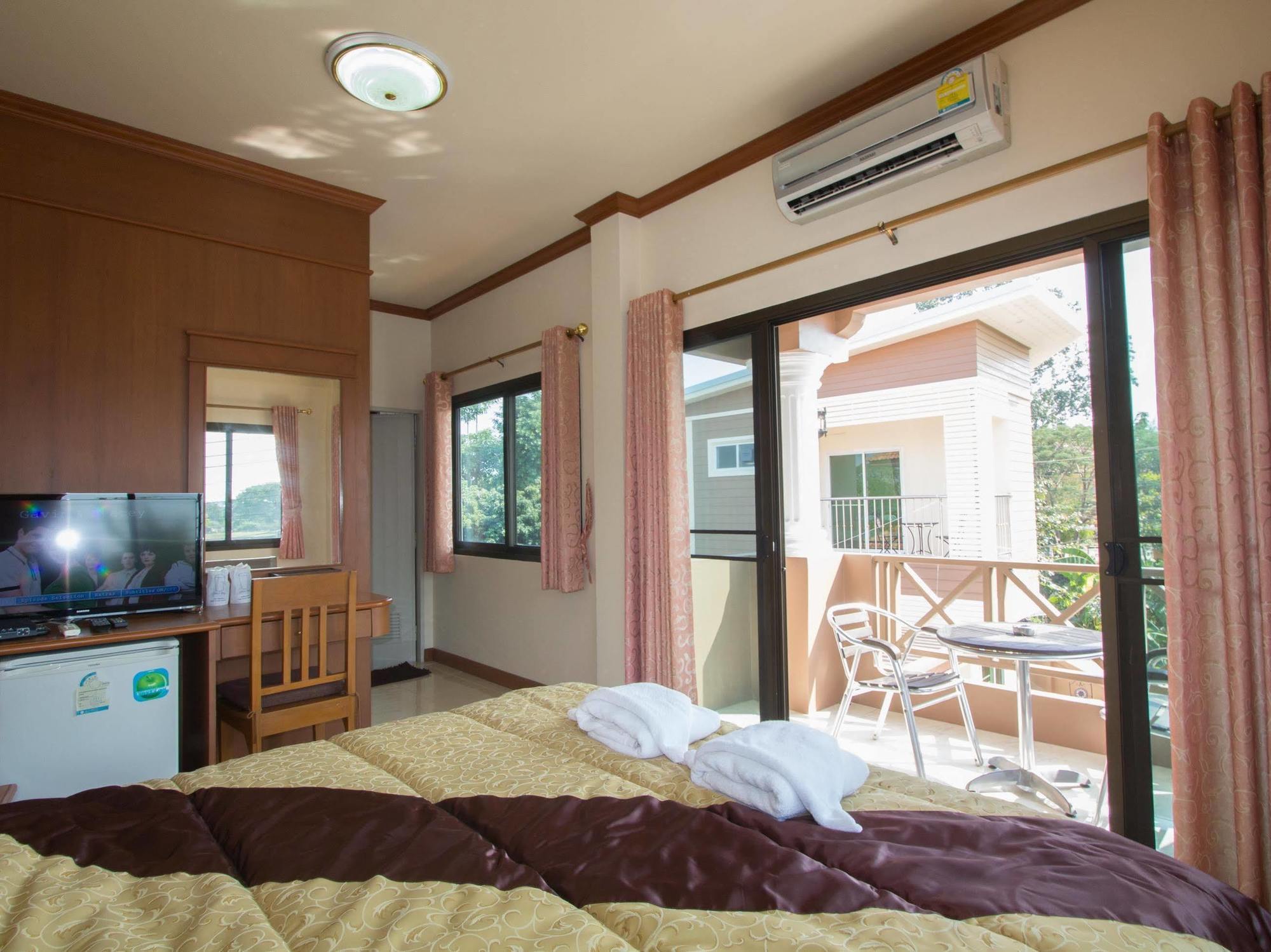 צ'יאנג מאי Donchai House Guest House& Cafe מראה חיצוני תמונה